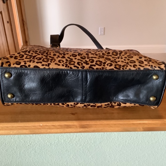 Fossil Animal Print  Zippered Satchel - Picture 3 of 4